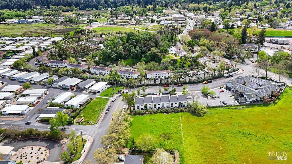 Detail Gallery Image 8 of 11 For 33 Brannan St, Calistoga,  CA 94515 - – Beds | – Baths