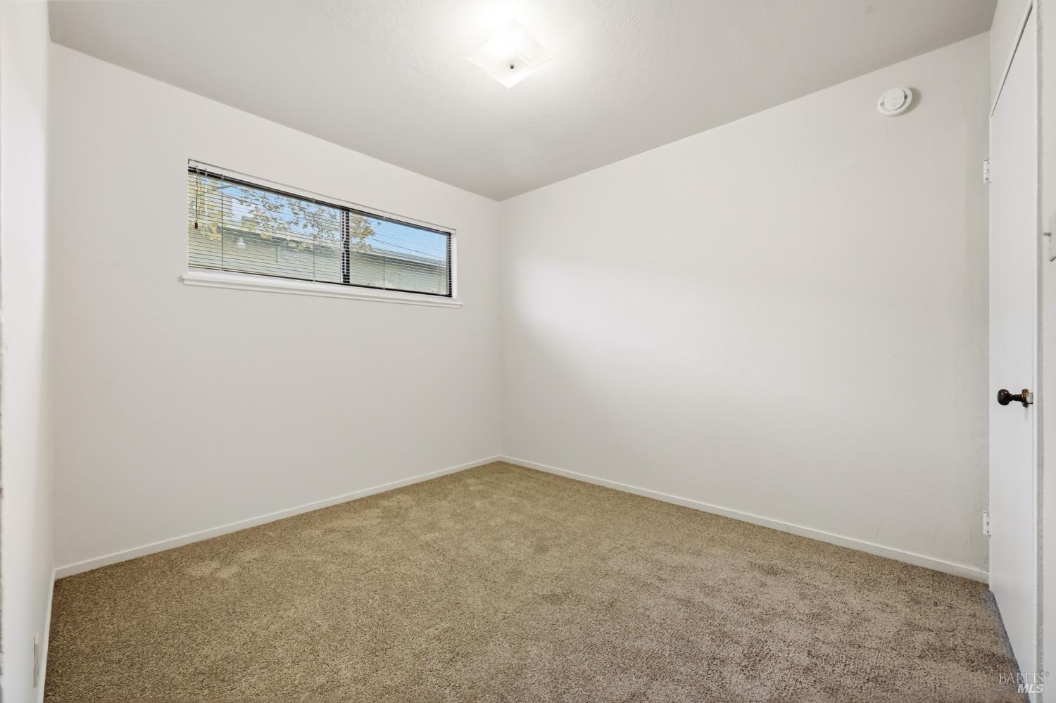 Detail Gallery Image 20 of 29 For 1321 Mcneil Ave, Petaluma,  CA 94954 - 3 Beds | 1 Baths