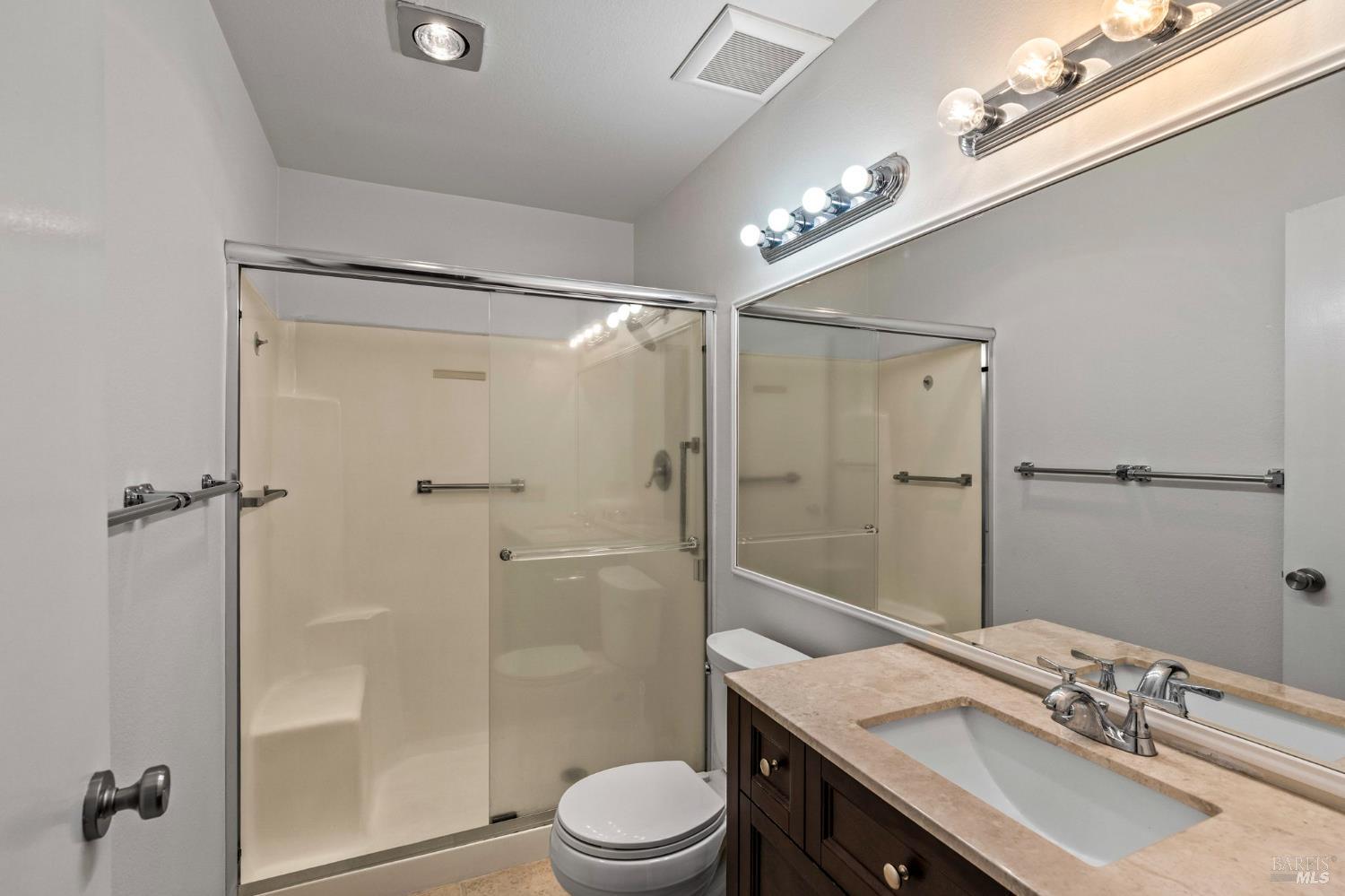 Detail Gallery Image 20 of 35 For 141 Vineyard Cir, Yountville,  CA 94599 - 2 Beds | 2 Baths