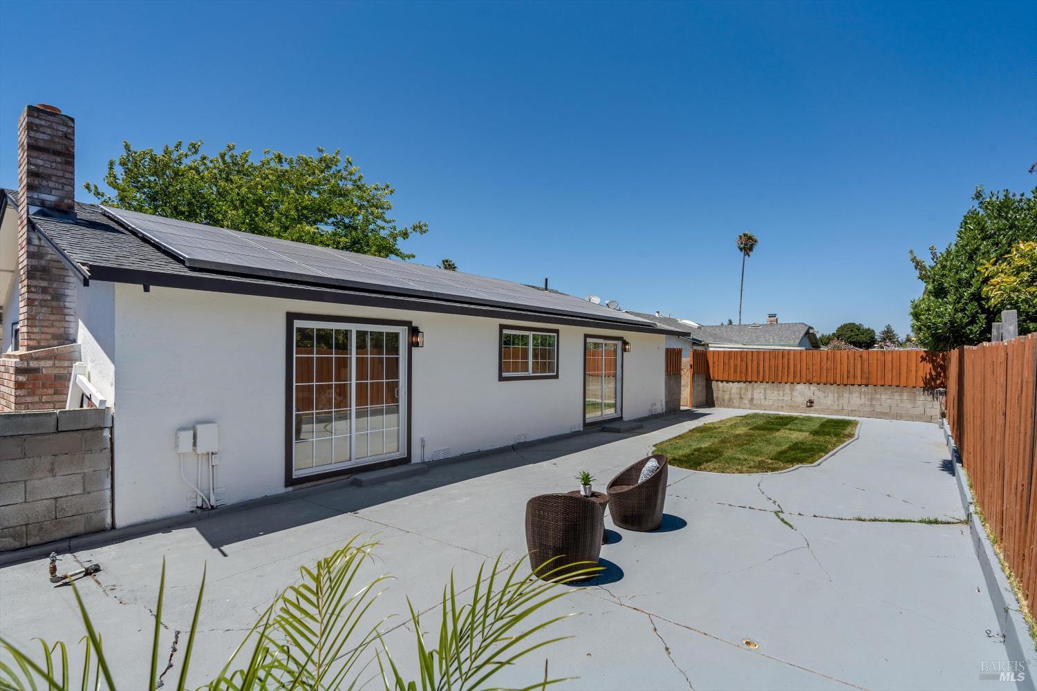 Detail Gallery Image 21 of 22 For 2117 Elliott Dr, American Canyon,  CA 94503 - 4 Beds | 2 Baths