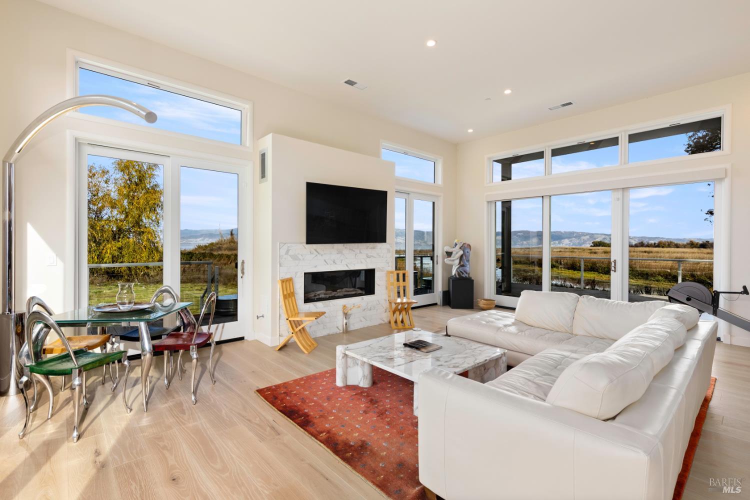 Detail Gallery Image 24 of 79 For 8 Queen Ann Way, Lakeport,  CA 95453 - 3 Beds | 3 Baths