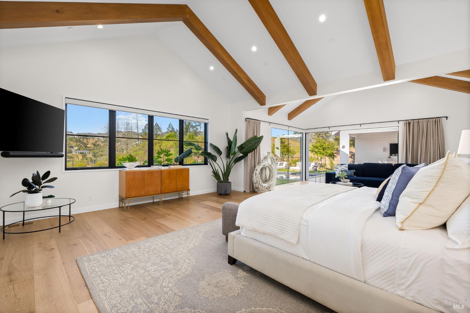 Detail Gallery Image 36 of 98 For 987 Mark West Springs Rd, Santa Rosa,  CA 95404 - 4 Beds | 4/4 Baths