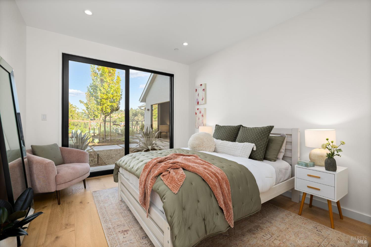 Detail Gallery Image 60 of 98 For 987 Mark West Springs Rd, Santa Rosa,  CA 95404 - 4 Beds | 4/4 Baths