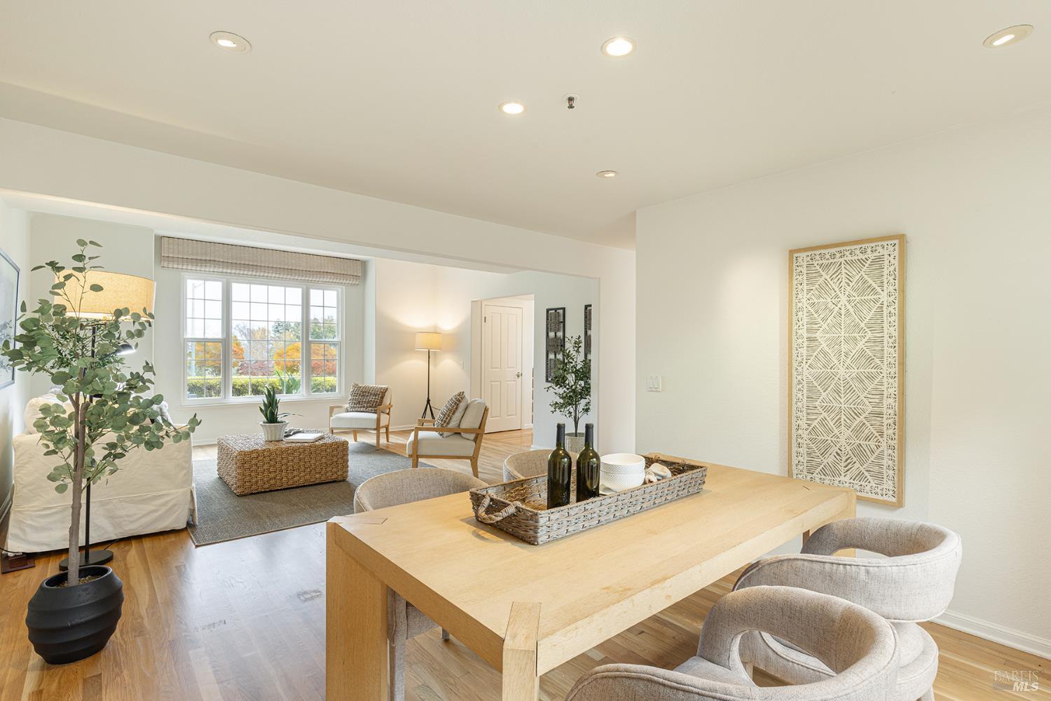 Detail Gallery Image 23 of 45 For 26 Clement Ct, Napa,  CA 94558 - 3 Beds | 2/1 Baths