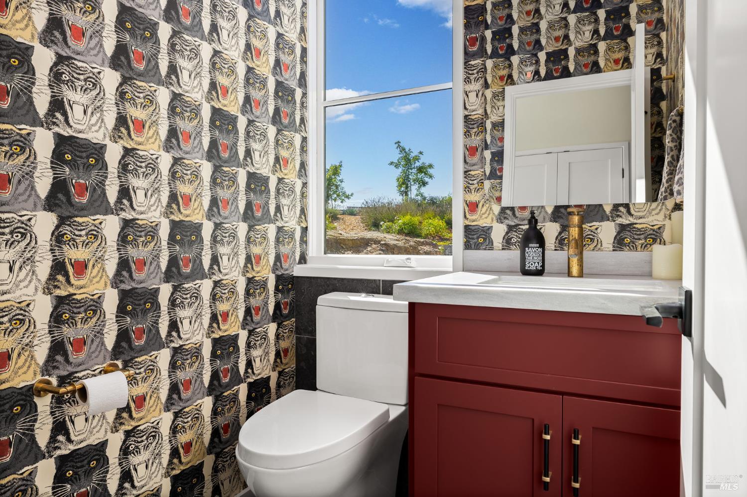 Detail Gallery Image 62 of 98 For 987 Mark West Springs Rd, Santa Rosa,  CA 95404 - 4 Beds | 4/4 Baths