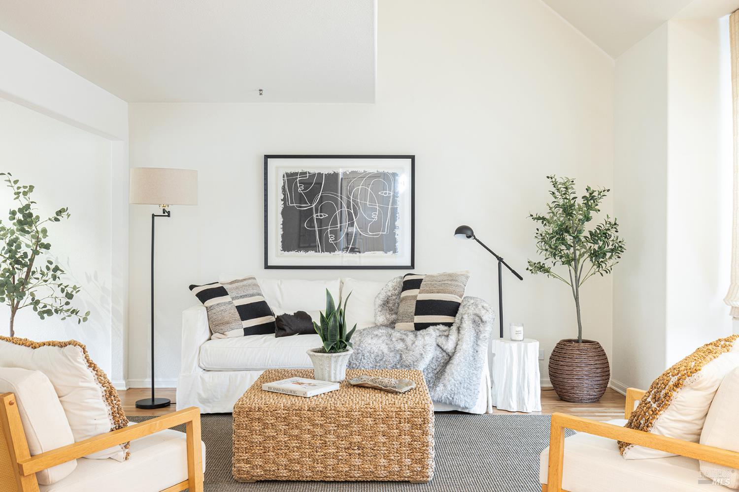 Detail Gallery Image 20 of 45 For 26 Clement Ct, Napa,  CA 94558 - 3 Beds | 2/1 Baths