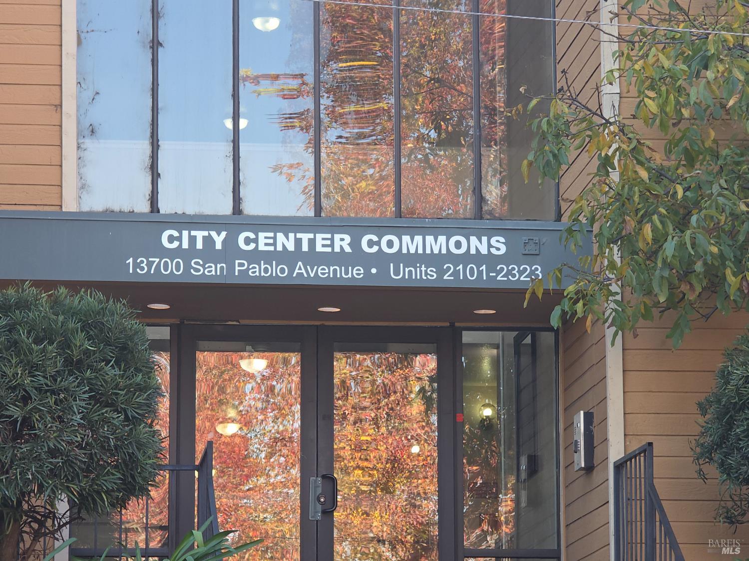 Front Image Thumbnail for BA325101423