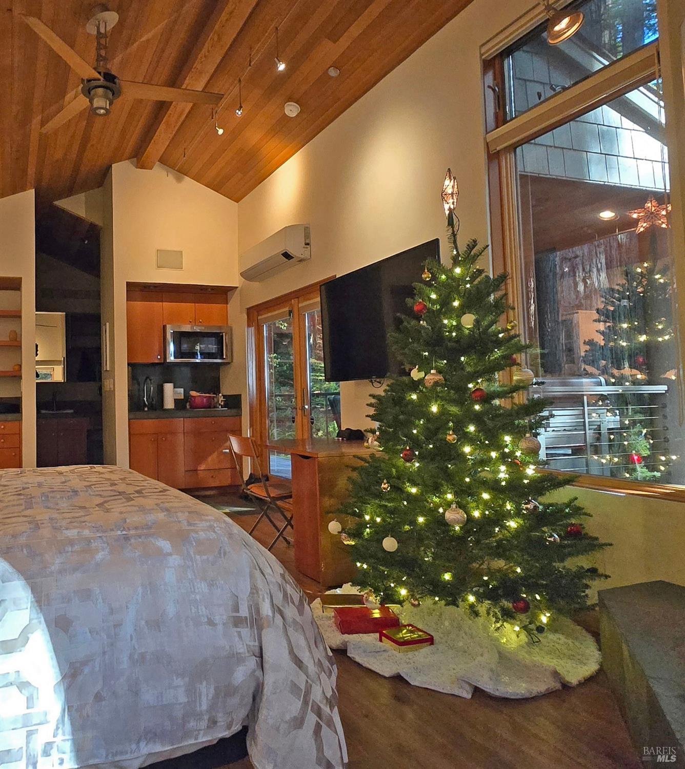 Detail Gallery Image 19 of 42 For 37162 Schooner Dr, The Sea Ranch,  CA 95497 - 1 Beds | 1 Baths