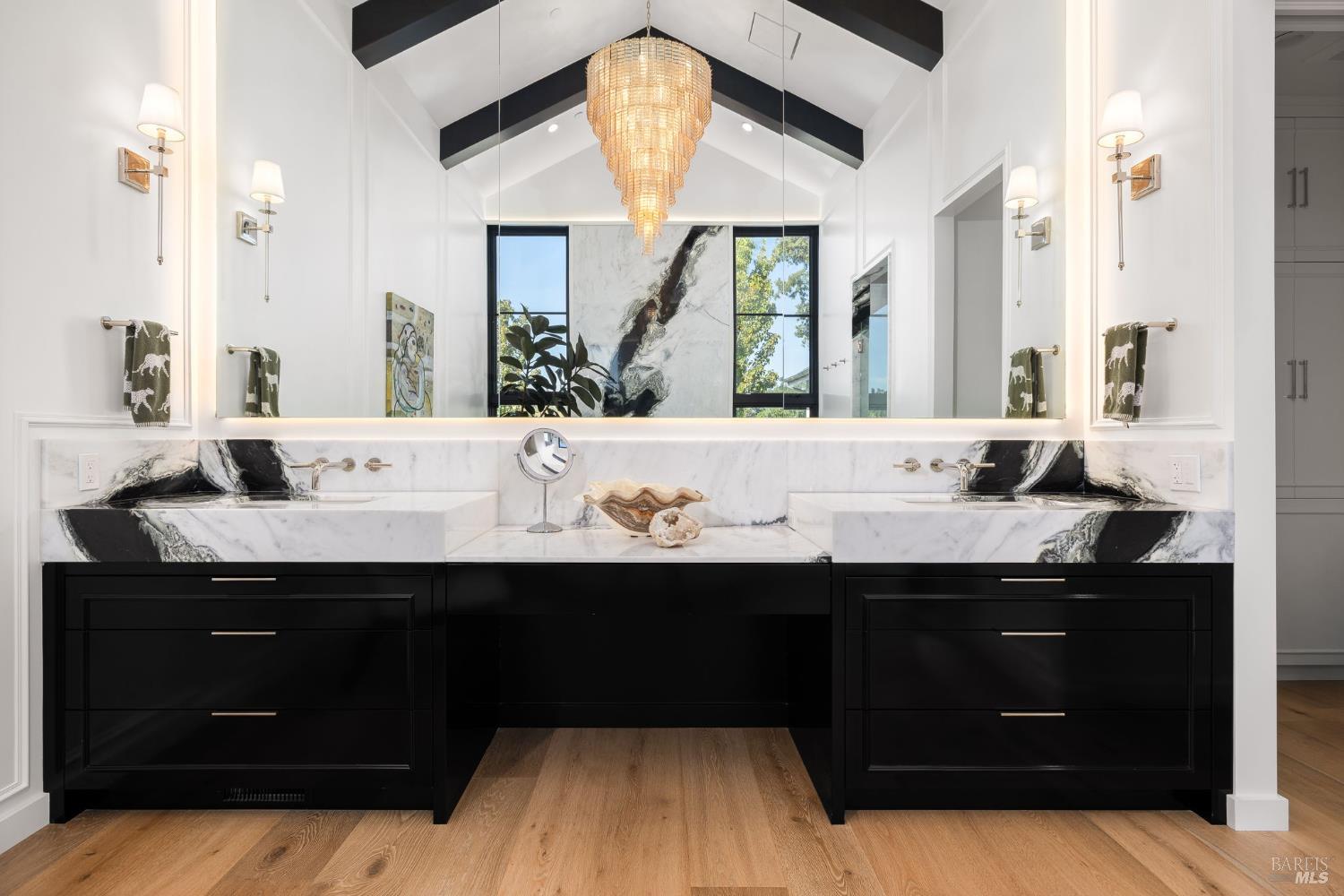 Detail Gallery Image 37 of 98 For 987 Mark West Springs Rd, Santa Rosa,  CA 95404 - 4 Beds | 4/4 Baths