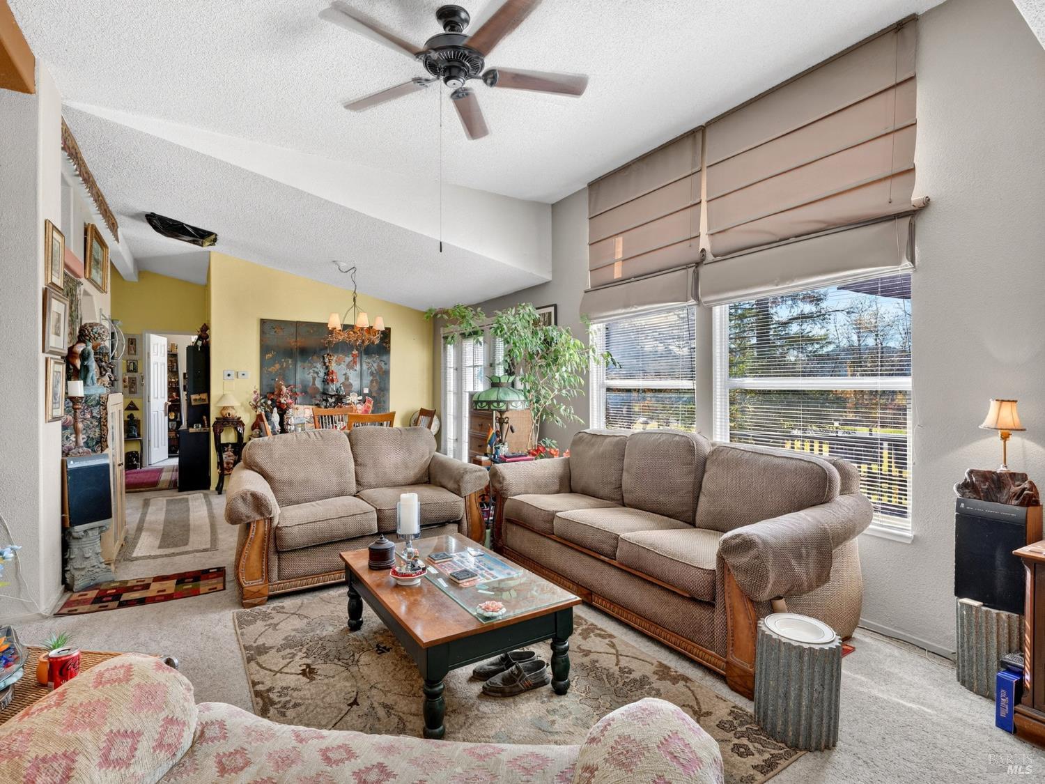 Detail Gallery Image 4 of 34 For 4750 Highway 175 Unkn, Hopland,  CA 95449 - 3 Beds | 2 Baths