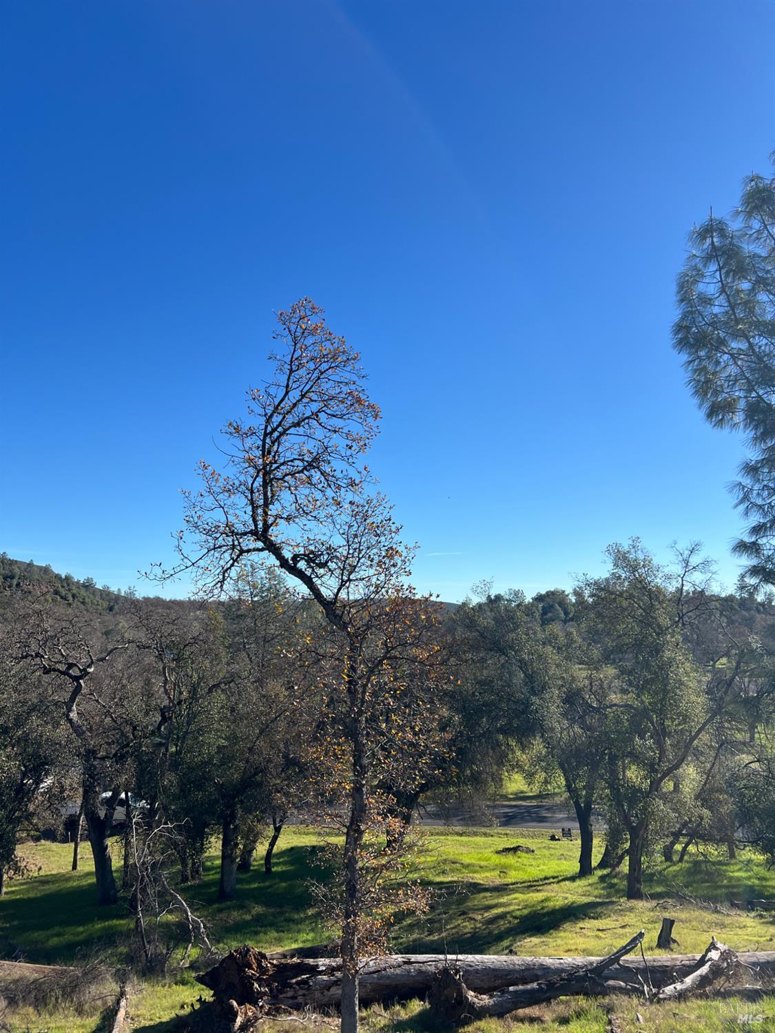 Detail Gallery Image 5 of 6 For 20393 Powder Horn Rd, Hidden Valley Lake,  CA 95467 - – Beds | – Baths