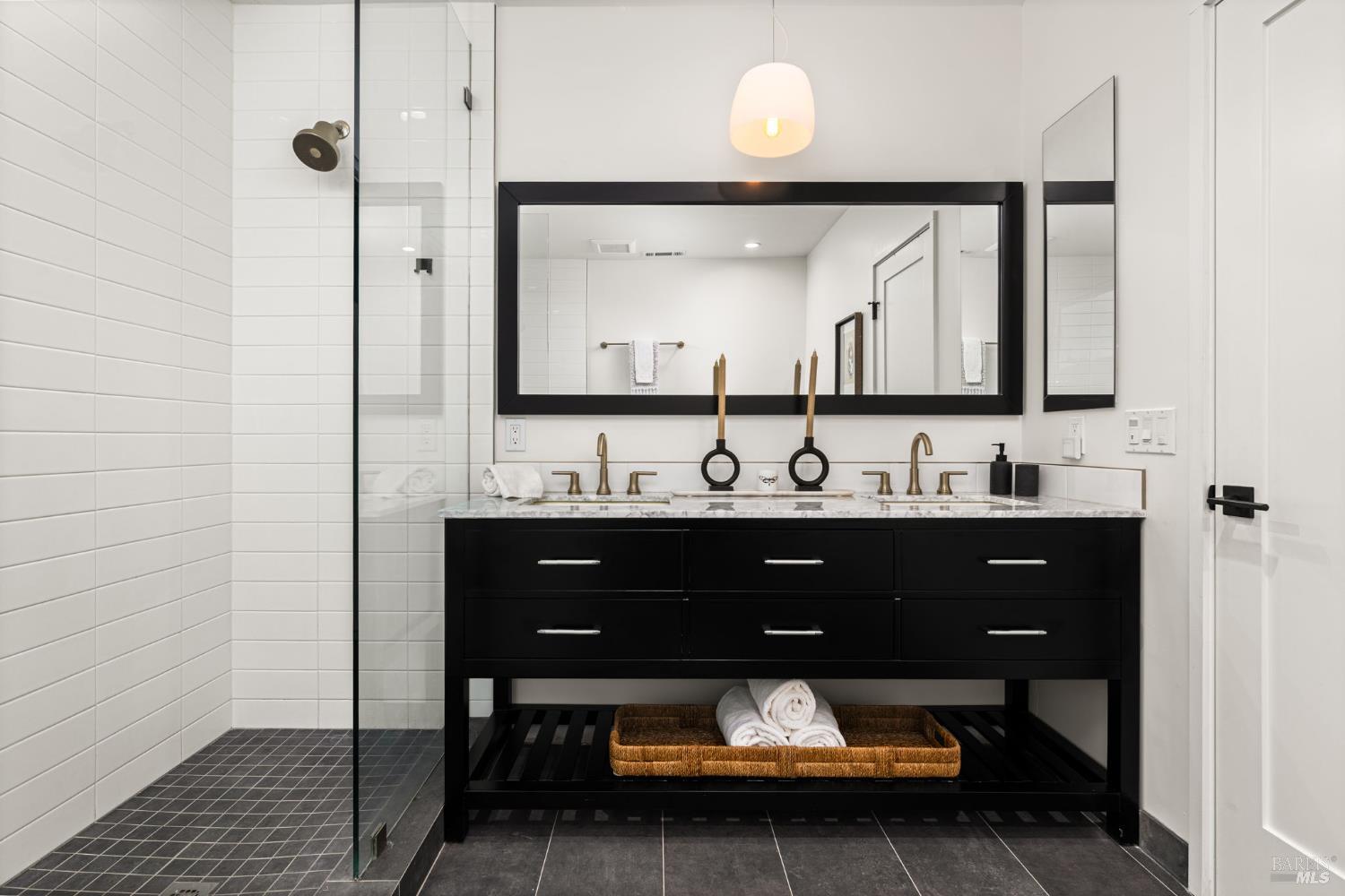 Detail Gallery Image 72 of 98 For 987 Mark West Springs Rd, Santa Rosa,  CA 95404 - 4 Beds | 4/4 Baths