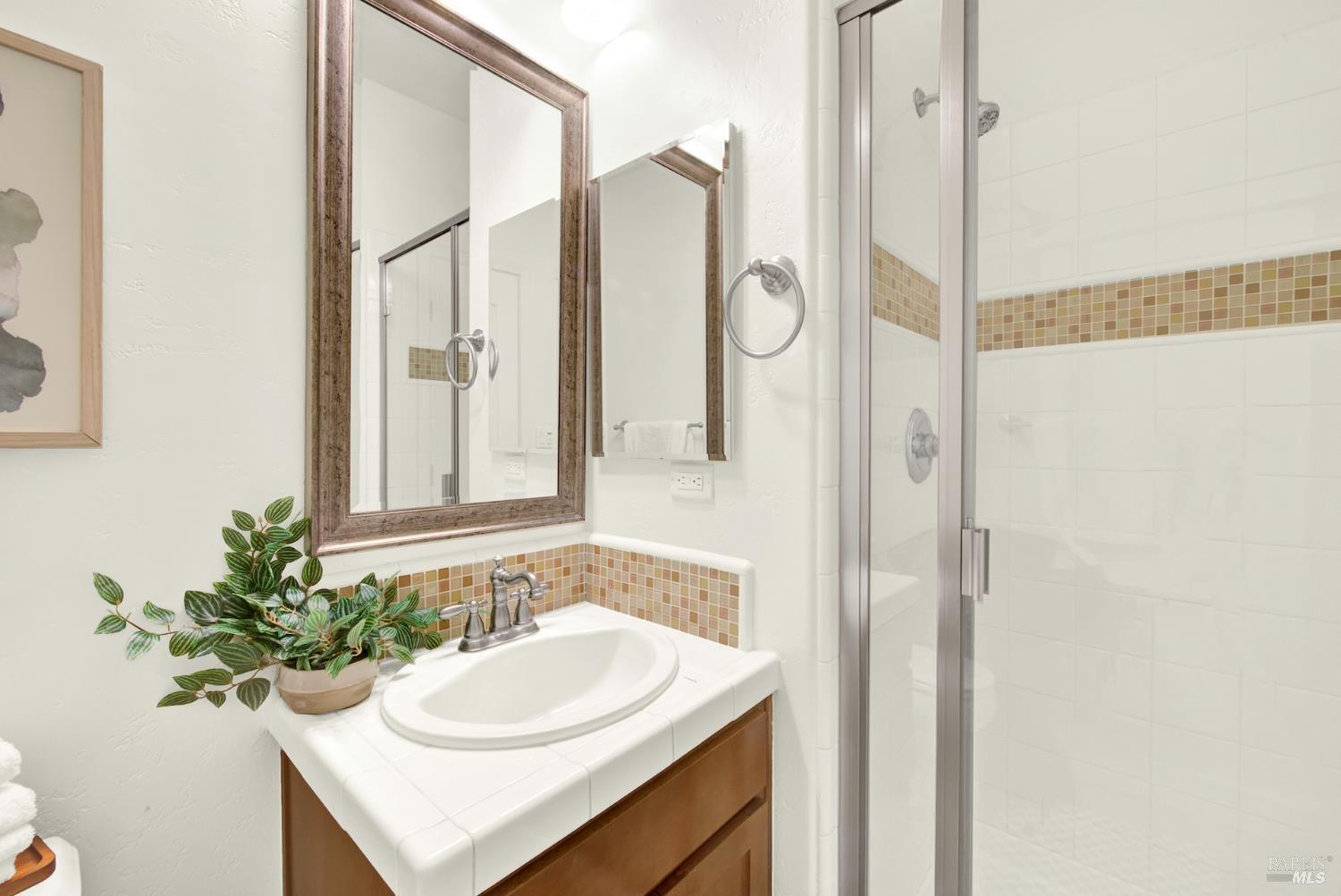 Detail Gallery Image 31 of 63 For 3127 Olympic Rd, Fairfield,  CA 94534 - 5 Beds | 3 Baths