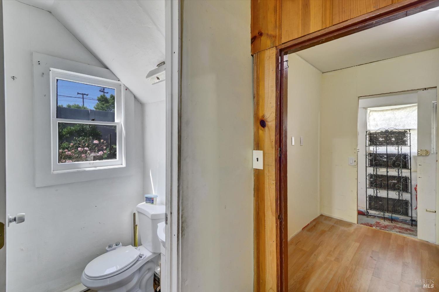 Detail Gallery Image 34 of 44 For 1467 Ohio St, Vallejo,  CA 94590 - 2 Beds | 2 Baths