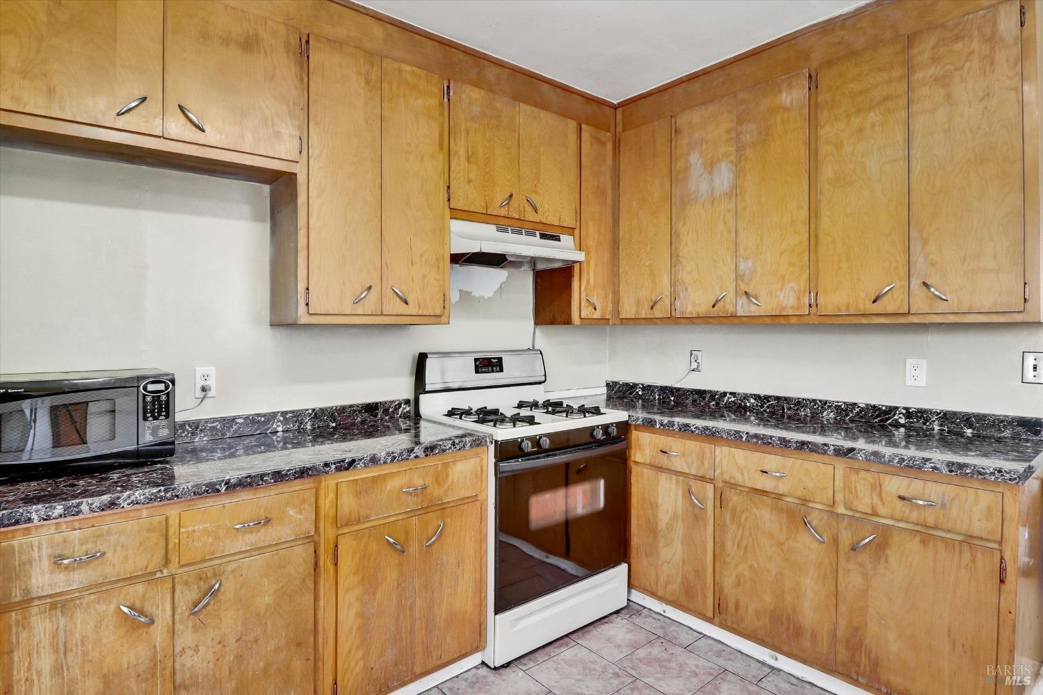 Detail Gallery Image 21 of 44 For 1467 Ohio St, Vallejo,  CA 94590 - 2 Beds | 2 Baths