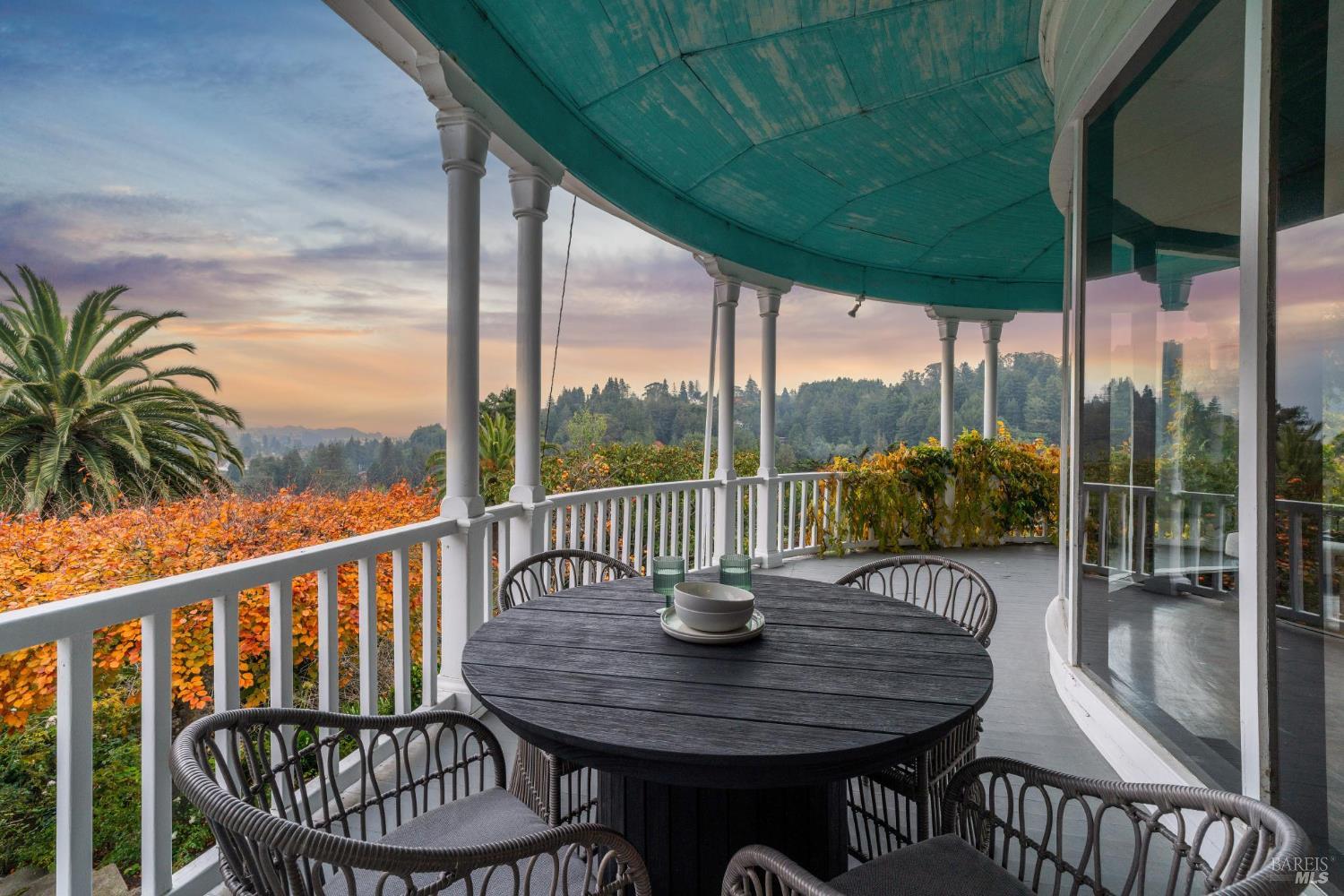 Detail Gallery Image 27 of 35 For 15 Tamalpais Ave, Mill Valley,  CA 94941 - 5 Beds | 2/1 Baths