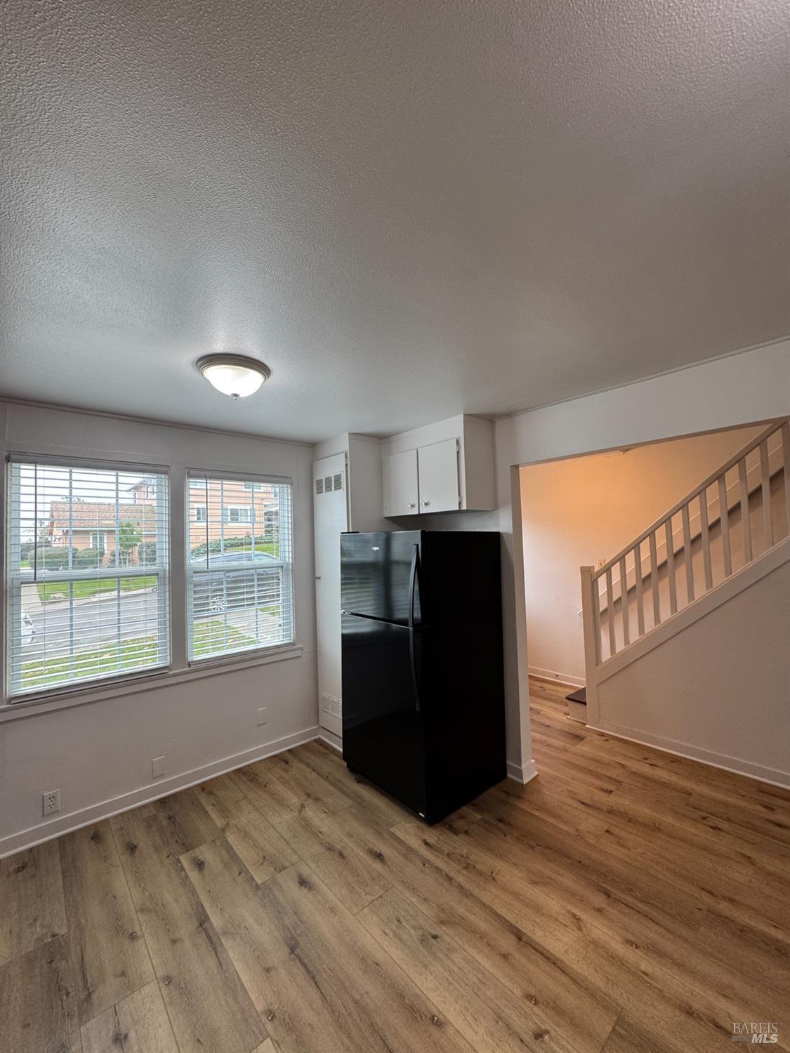 Detail Gallery Image 4 of 32 For 66 Parrott St, Vallejo,  CA 94590 - 3 Beds | 1 Baths