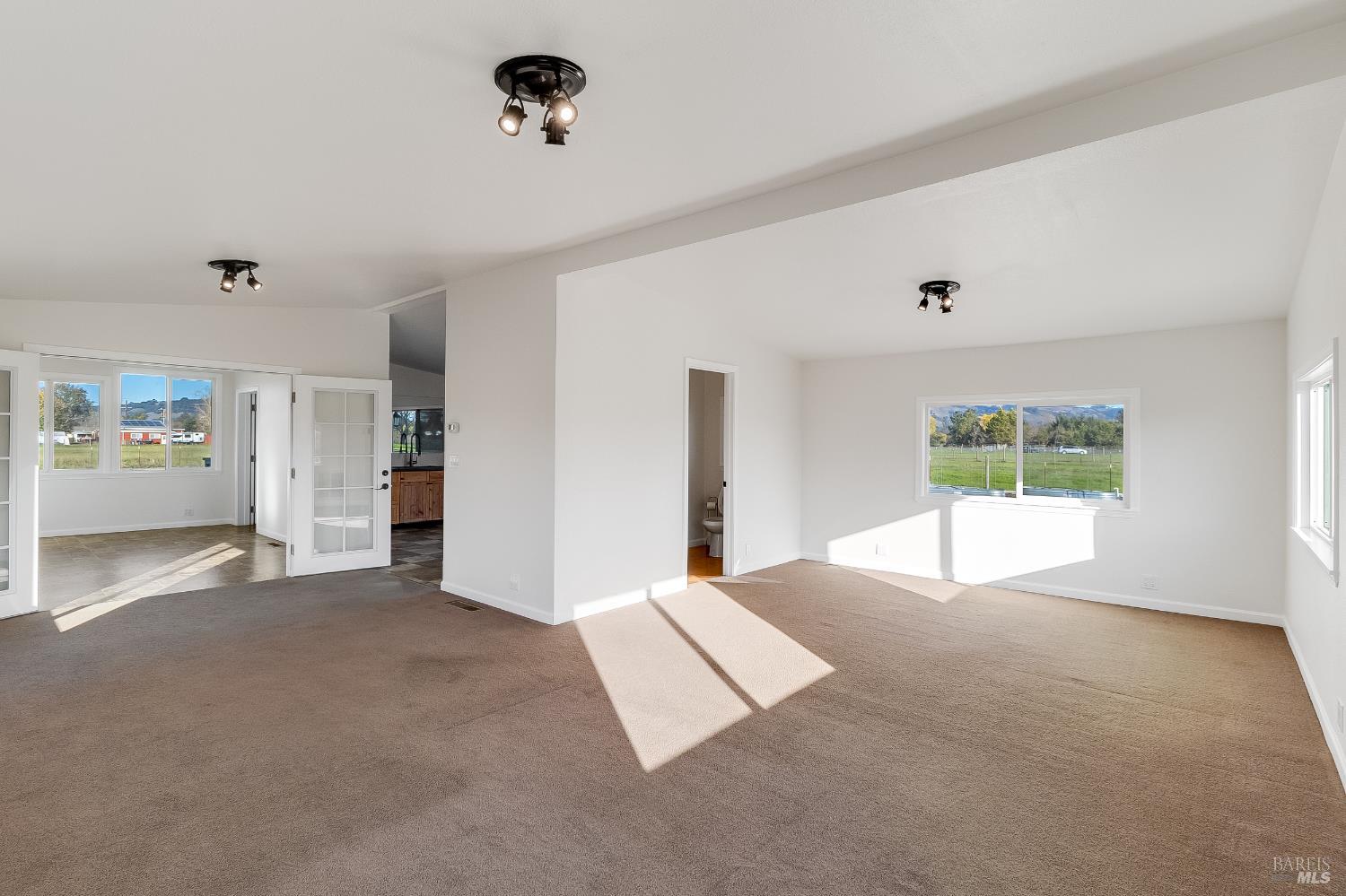 Detail Gallery Image 32 of 55 For 376 Horn Ave, Santa Rosa,  CA 95407 - 2 Beds | 1/1 Baths