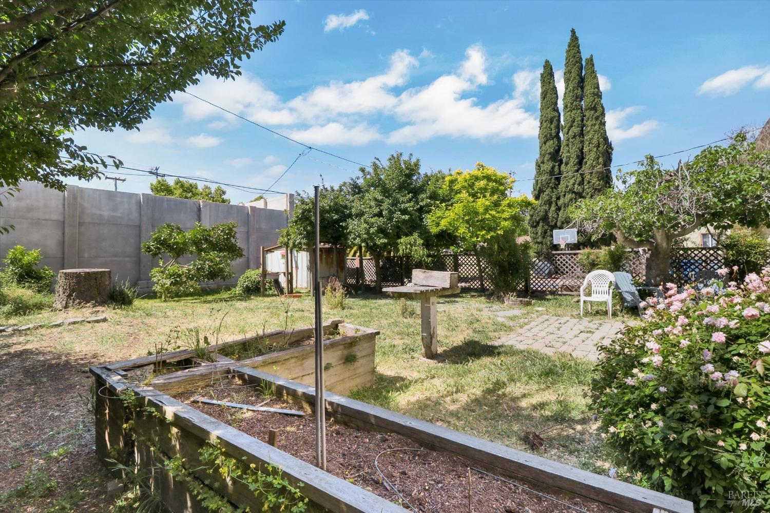 Detail Gallery Image 30 of 44 For 1467 Ohio St, Vallejo,  CA 94590 - 2 Beds | 2 Baths