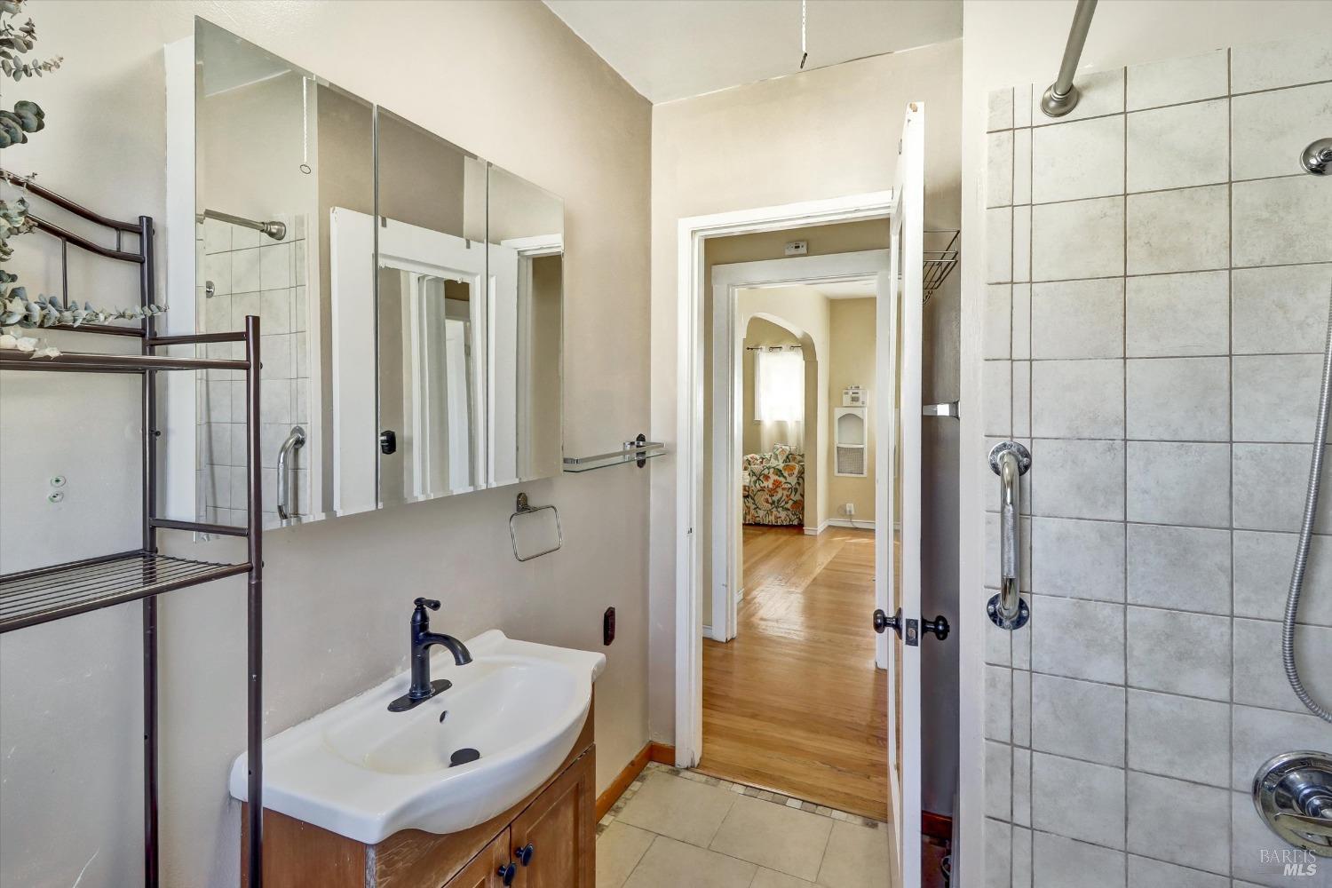 Detail Gallery Image 25 of 44 For 1467 Ohio St, Vallejo,  CA 94590 - 2 Beds | 2 Baths