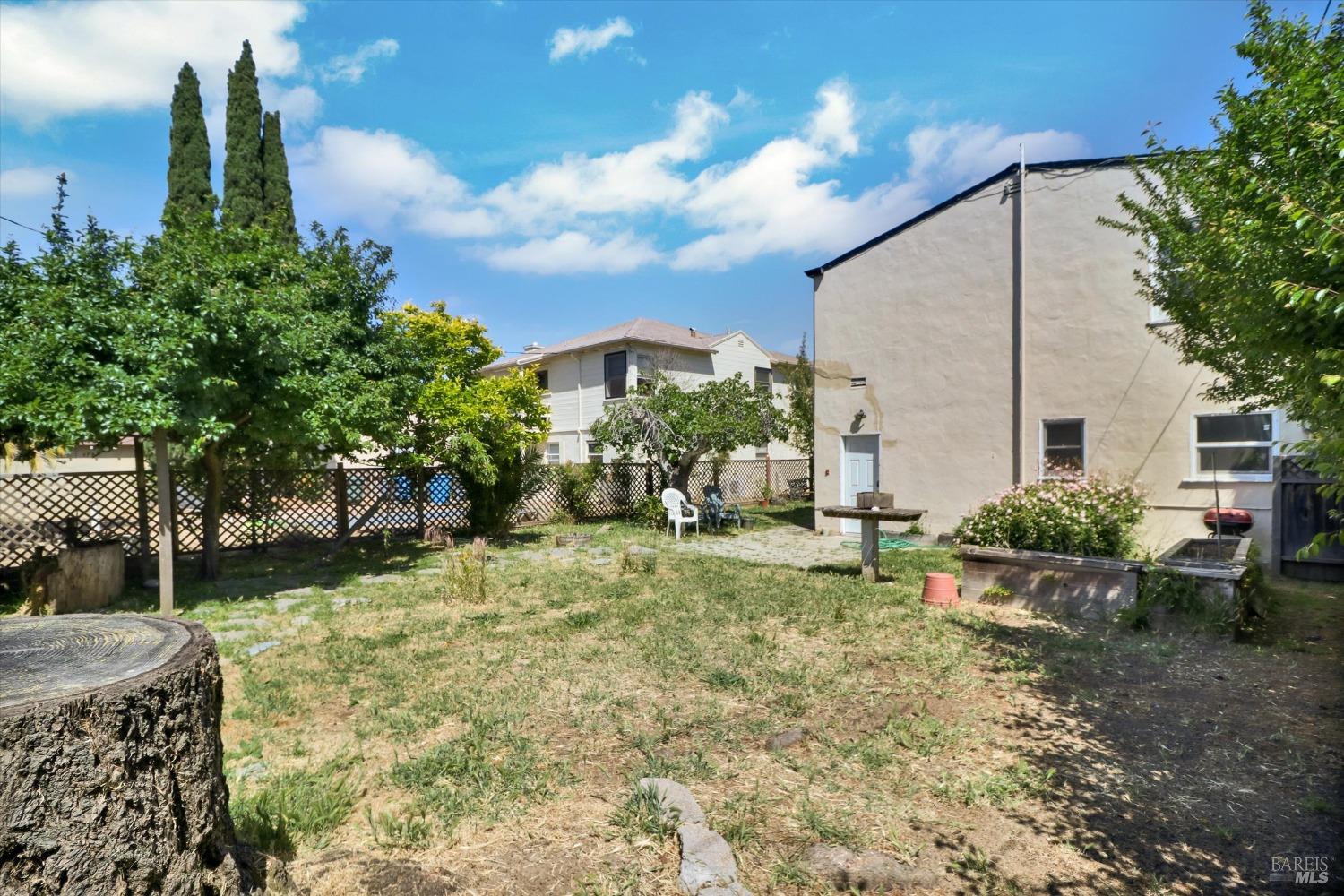 Detail Gallery Image 27 of 44 For 1467 Ohio St, Vallejo,  CA 94590 - 2 Beds | 2 Baths