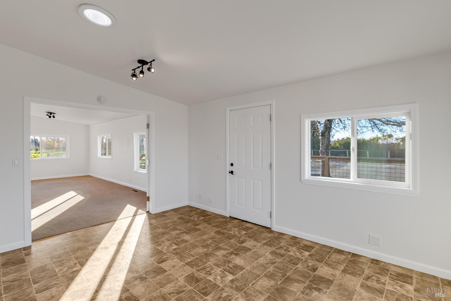 Detail Gallery Image 29 of 55 For 376 Horn Ave, Santa Rosa,  CA 95407 - 2 Beds | 1/1 Baths