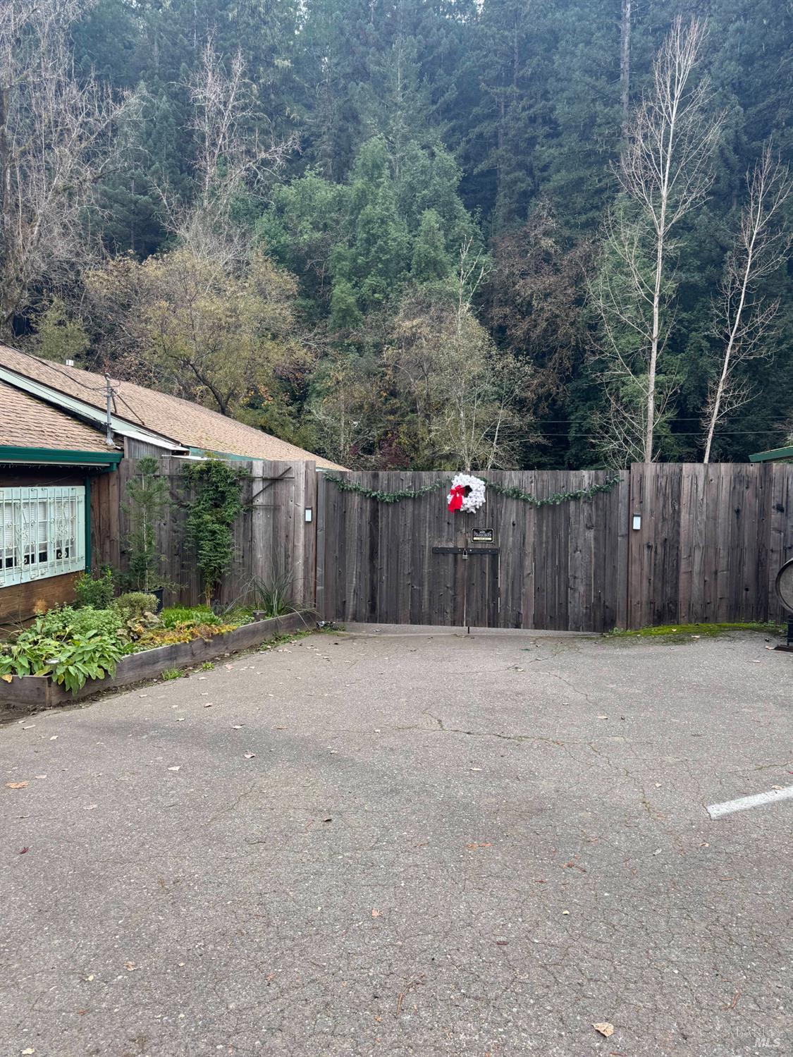 Detail Gallery Image 39 of 40 For 12060 Hwy 116 Hwy, Guerneville,  CA 95446 - 2 Beds | 1 Baths