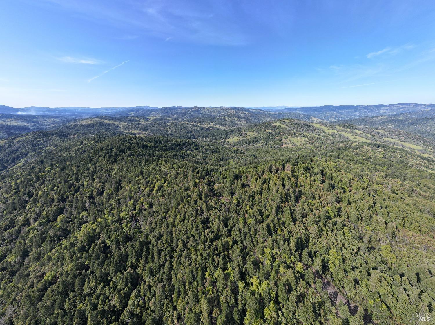 Detail Gallery Image 2 of 12 For 80501 Ebert Ln, Piercy,  CA 95587 - – Beds | – Baths