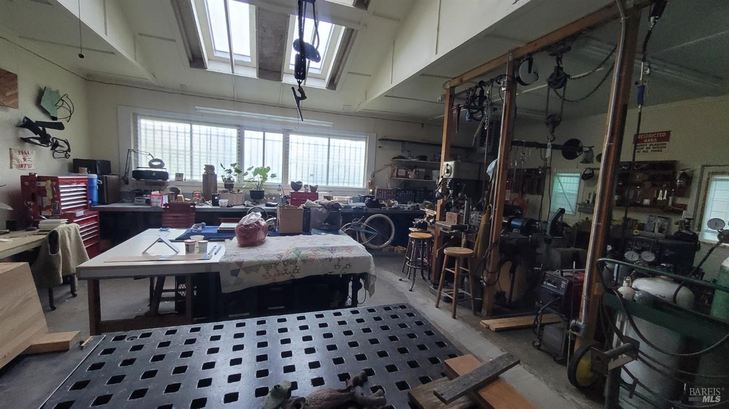 Detail Gallery Image 30 of 40 For 12060 Hwy 116 Hwy, Guerneville,  CA 95446 - 2 Beds | 1 Baths