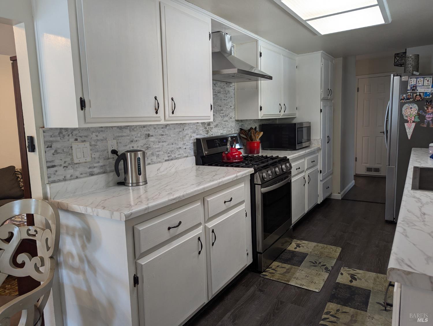 Detail Gallery Image 10 of 17 For 3366 S Francisco Way, Antioch,  CA 94509 - 3 Beds | 2 Baths