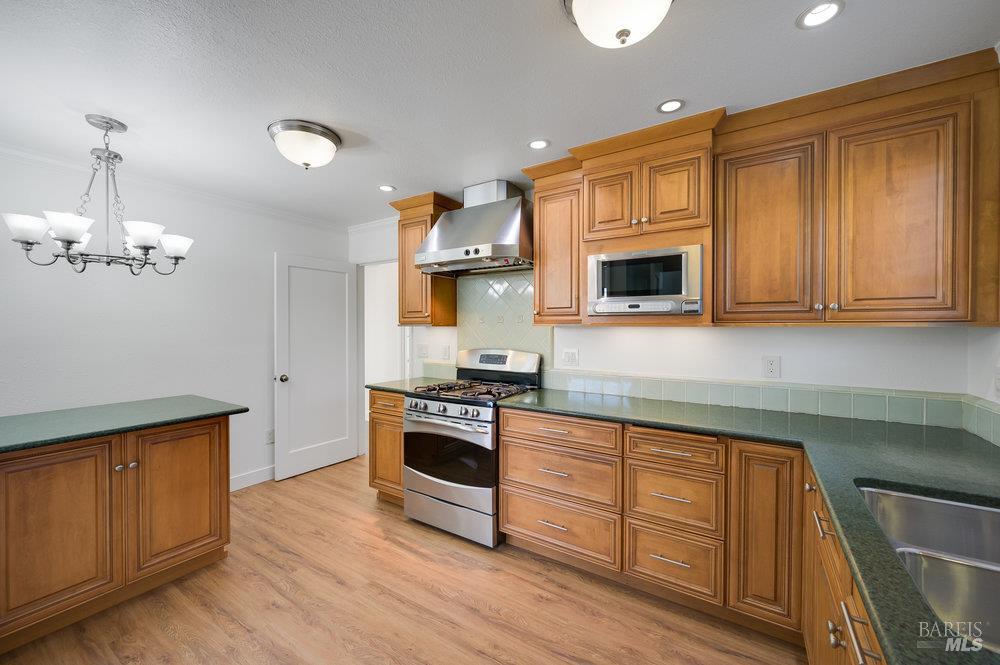 Detail Gallery Image 17 of 45 For 2211 Wilcox Ave, San Pablo,  CA 94806 - 3 Beds | 1/1 Baths