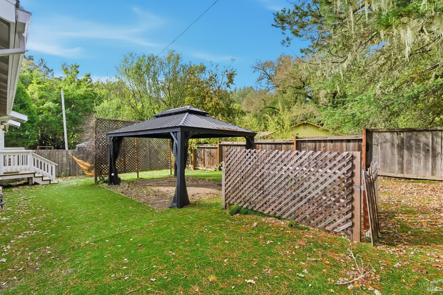 Detail Gallery Image 34 of 41 For 567 San Geronimo Valley Dr, San Geronimo,  CA 94963 - 4 Beds | 2 Baths