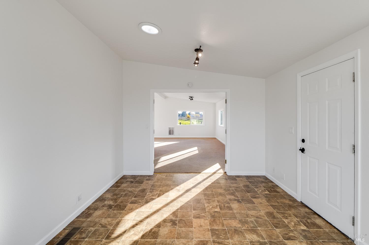 Detail Gallery Image 25 of 55 For 376 Horn Ave, Santa Rosa,  CA 95407 - 2 Beds | 1/1 Baths