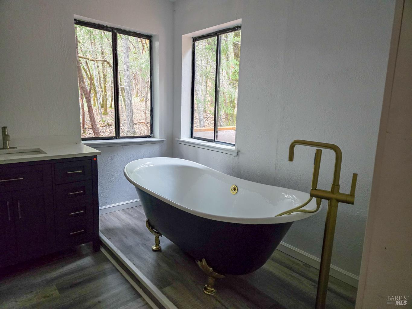 Detail Gallery Image 26 of 35 For 1946 Lupine Way, Willits,  CA 95490 - 2 Beds | 2 Baths