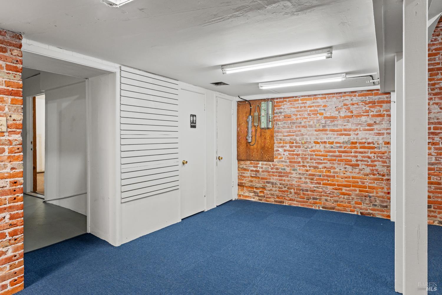 Detail Gallery Image 9 of 11 For 252 N State St, Ukiah,  CA 95482 - – Beds | – Baths