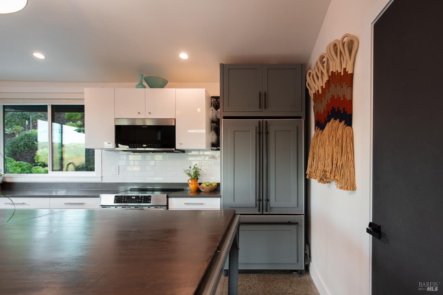 Detail Gallery Image 12 of 76 For 22855 Chianti Rd, Geyserville,  CA 95441 - – Beds | – Baths