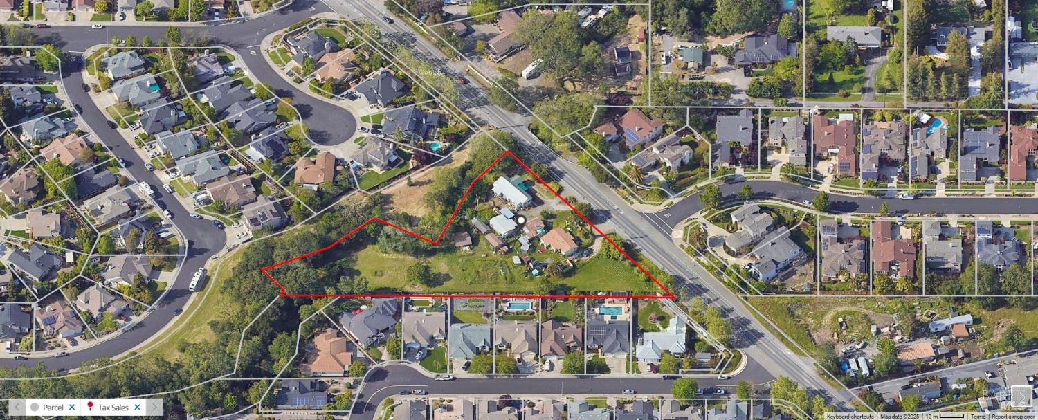 Detail Gallery Image 2 of 16 For 6283 Old Redwood Hwy, Santa Rosa,  CA 95403 - 4 Beds | 3 Baths