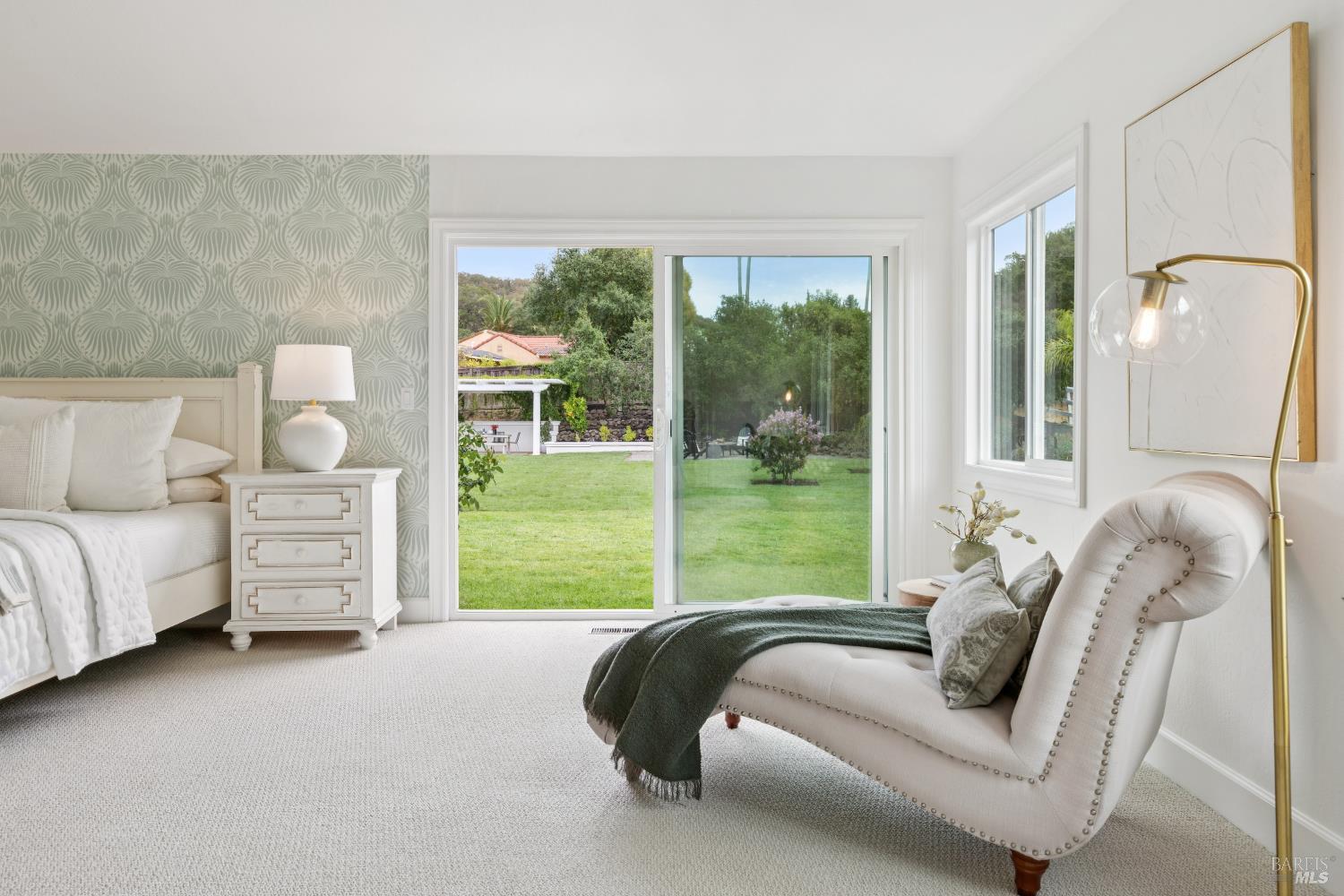 Detail Gallery Image 13 of 41 For 155 H Ln, Novato,  CA 94945 - 4 Beds | 4/1 Baths