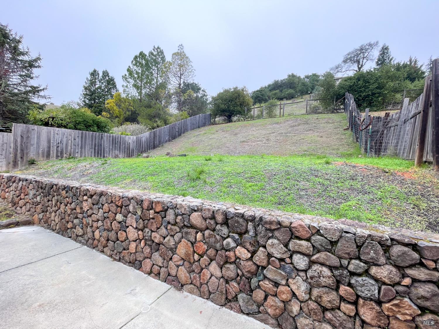 Detail Gallery Image 19 of 47 For 28 Shannon Ct, Novato,  CA 94949 - 4 Beds | 2 Baths