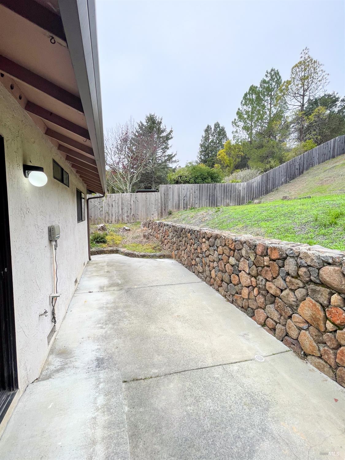 Detail Gallery Image 18 of 47 For 28 Shannon Ct, Novato,  CA 94949 - 4 Beds | 2 Baths