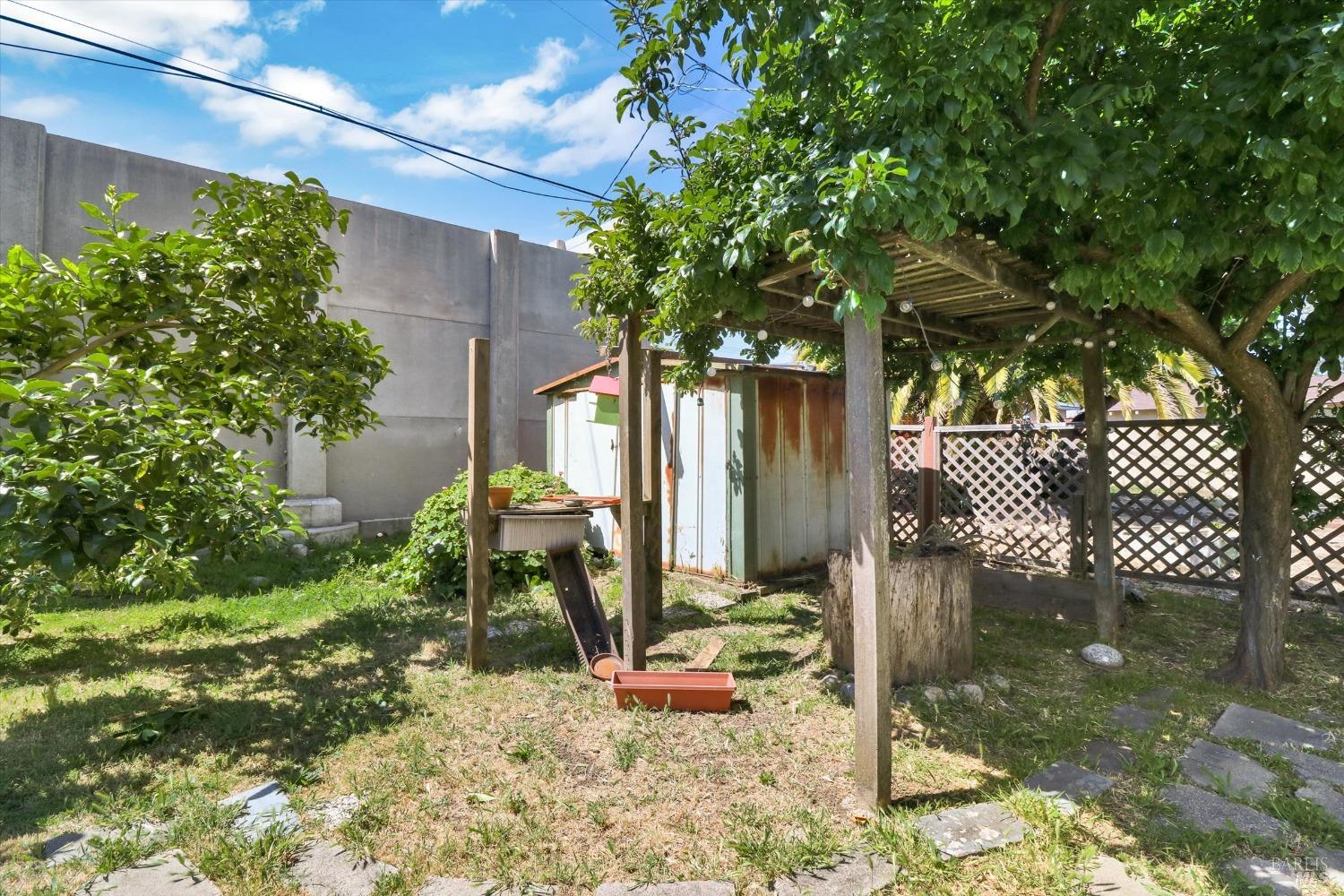 Detail Gallery Image 29 of 44 For 1467 Ohio St, Vallejo,  CA 94590 - 2 Beds | 2 Baths