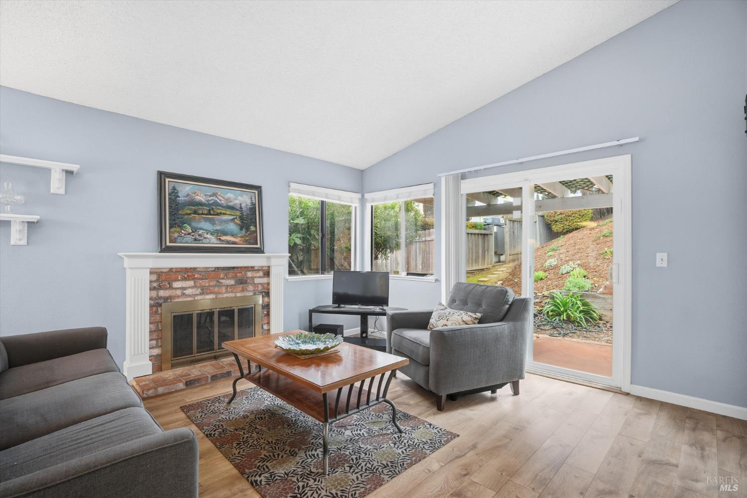 Detail Gallery Image 10 of 23 For 705 Starfish Dr, Vallejo,  CA 94591 - 3 Beds | 2 Baths