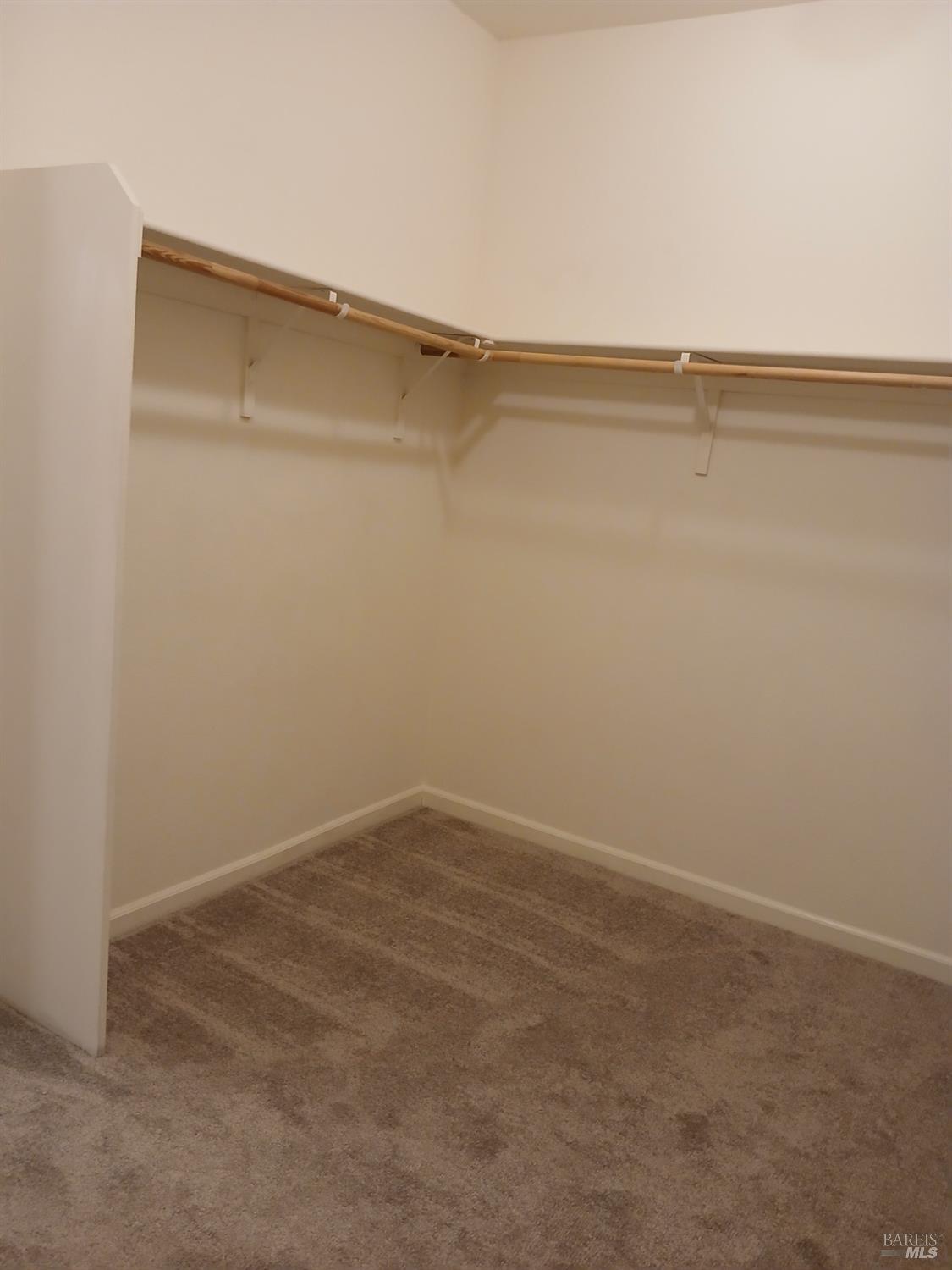 Detail Gallery Image 17 of 24 For 2022 Verbena Dr, Santa Rosa,  CA 95404 - 3 Beds | 2/1 Baths