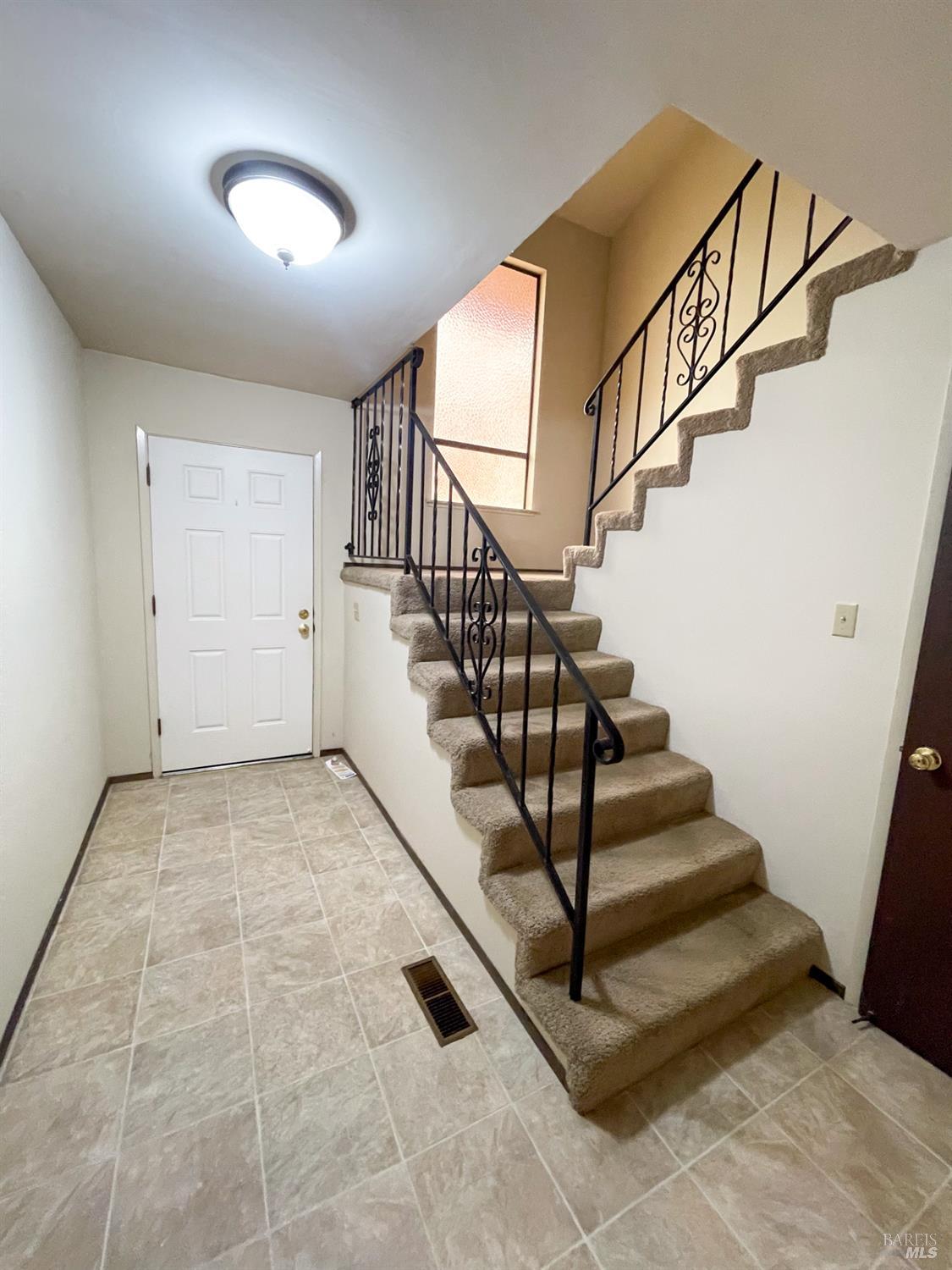 Detail Gallery Image 25 of 47 For 28 Shannon Ct, Novato,  CA 94949 - 4 Beds | 2 Baths