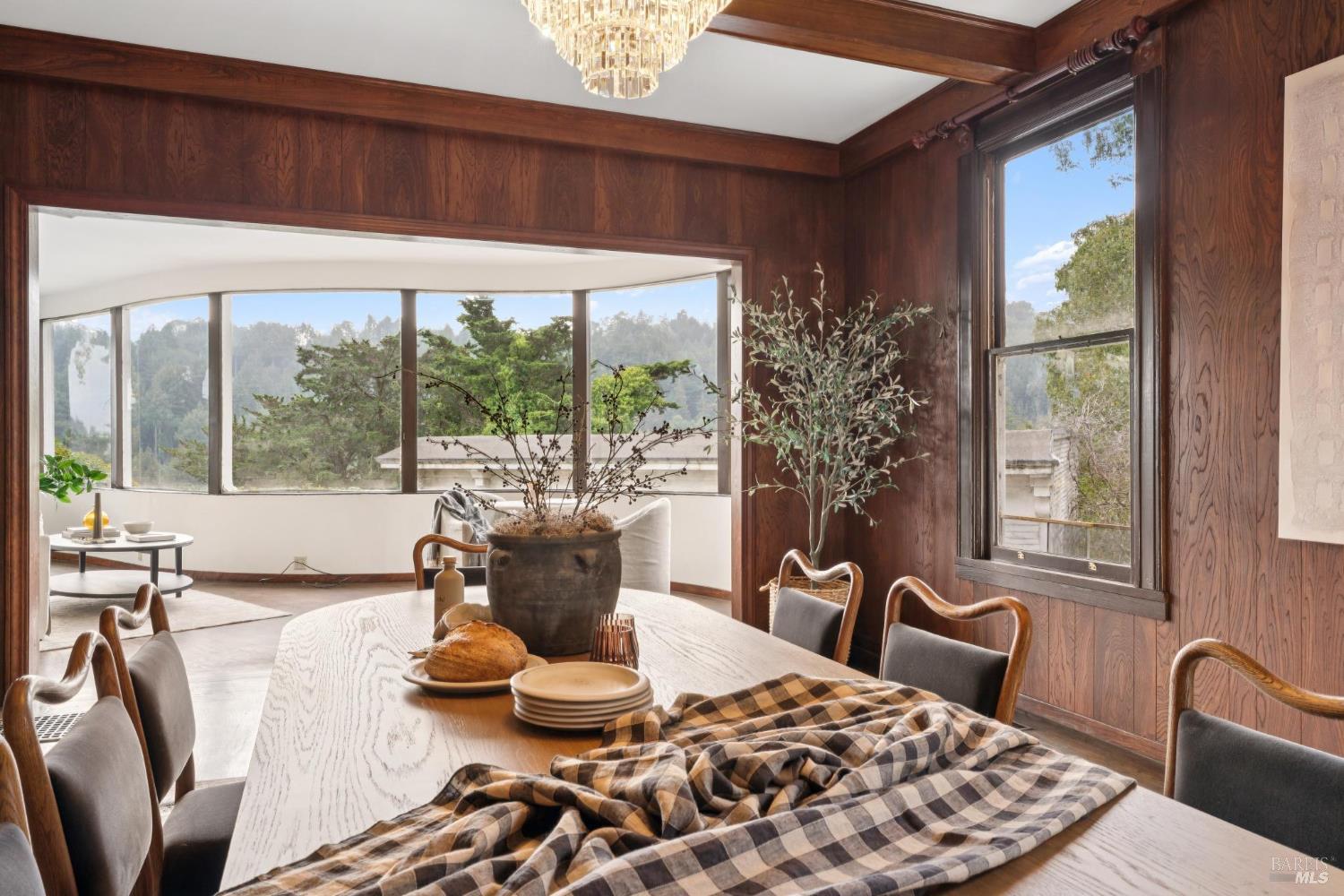 Detail Gallery Image 2 of 35 For 15 Tamalpais Ave, Mill Valley,  CA 94941 - 5 Beds | 2/1 Baths