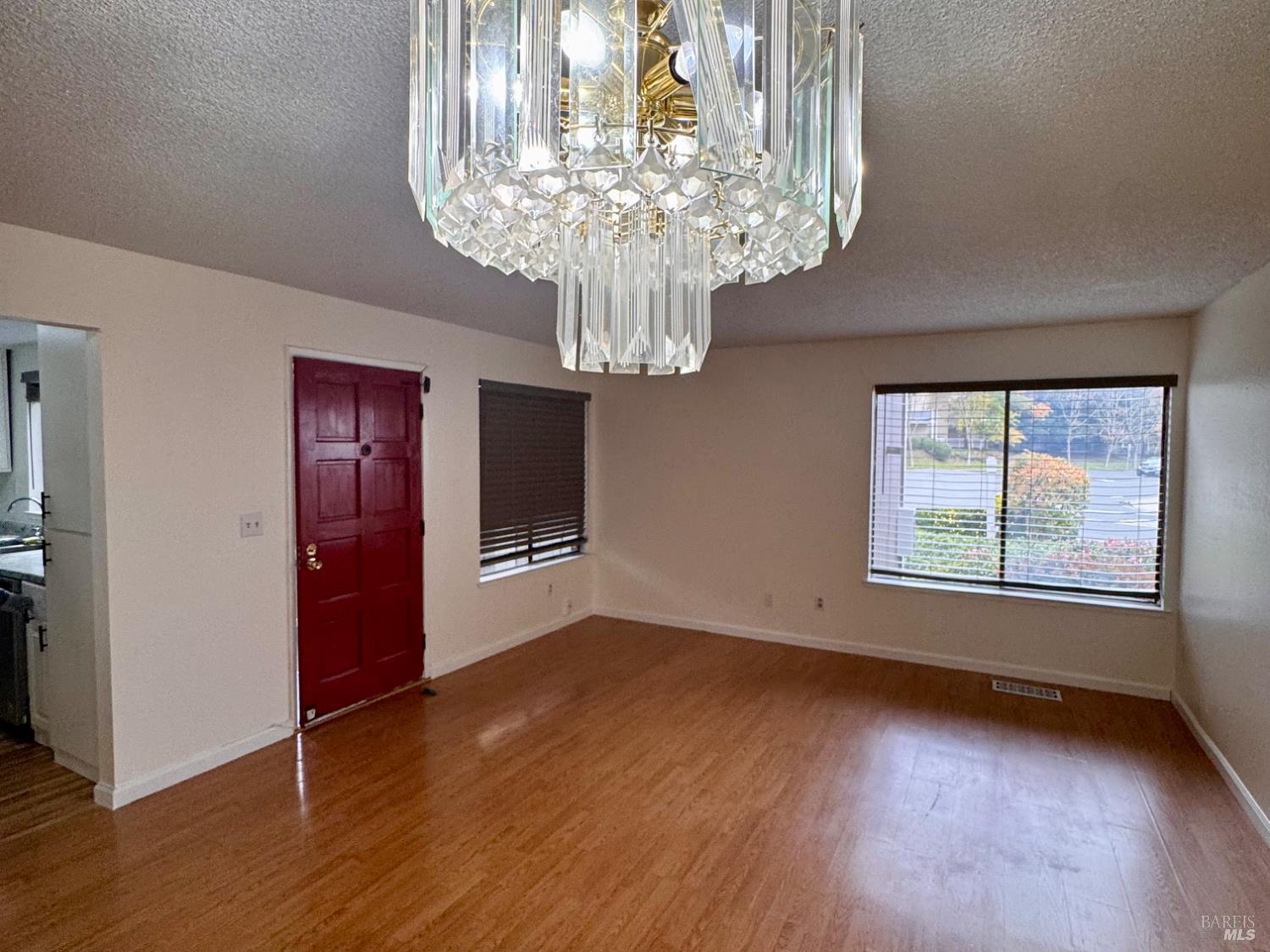 Detail Gallery Image 10 of 12 For 2890 Redwood Pkwy #6-1,  Vallejo,  CA 94591 - 2 Beds | 2 Baths
