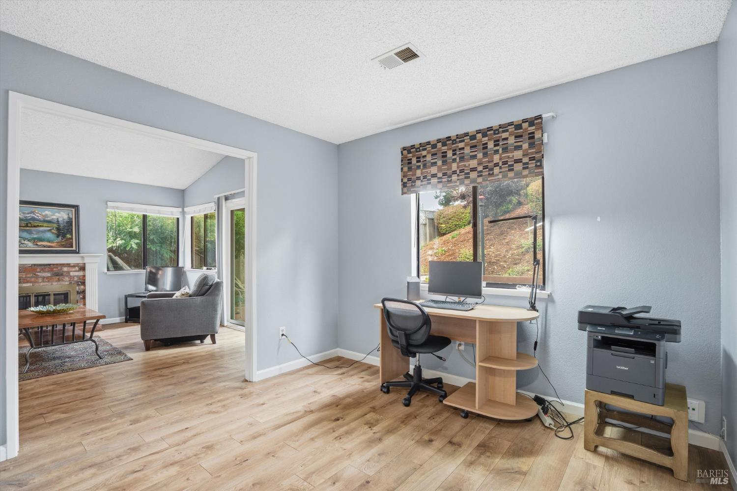 Detail Gallery Image 14 of 23 For 705 Starfish Dr, Vallejo,  CA 94591 - 3 Beds | 2 Baths