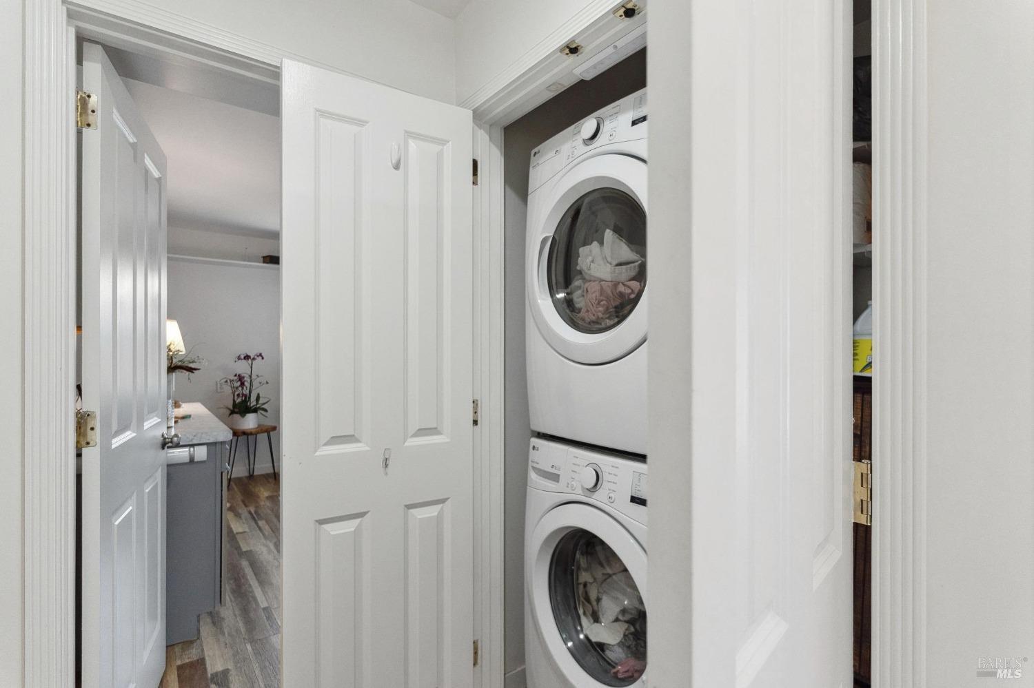 Detail Gallery Image 15 of 16 For 582 Fernando Dr a,  Novato,  CA 94945 - 0 Beds | 1 Baths