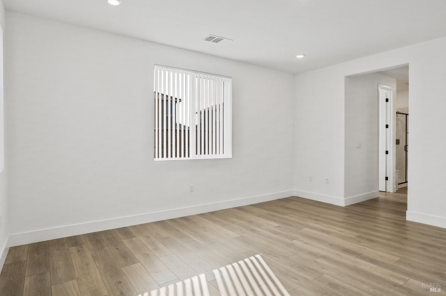 Detail Gallery Image 27 of 35 For 519 Leveler Dr, Vacaville,  CA 95687 - 4 Beds | 3 Baths