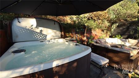 Detail Gallery Image 9 of 37 For 11723 Widgeon Way, Clearlake Oaks,  CA 95423 - 2 Beds | 2 Baths